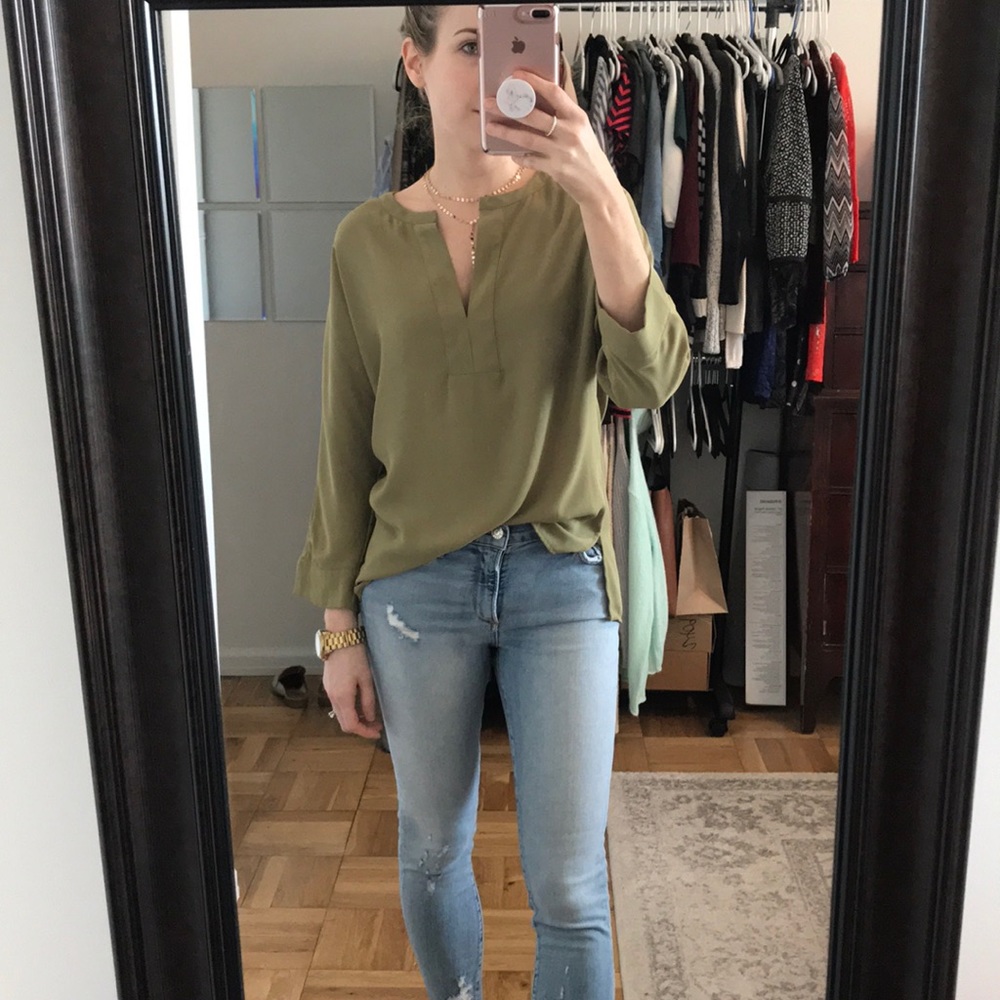 Green Blouse - Picture 7 of 8